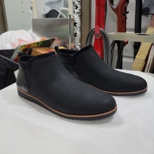 NIB Life Stride Black Bootie Sneakers Sz 9.5